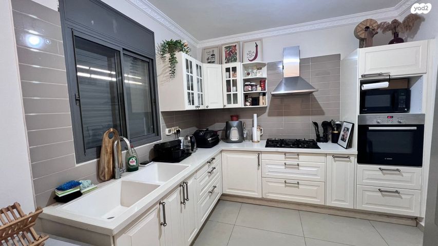 בית פרטי/ קוטג', קרית האמנים, מצליח, רמלה