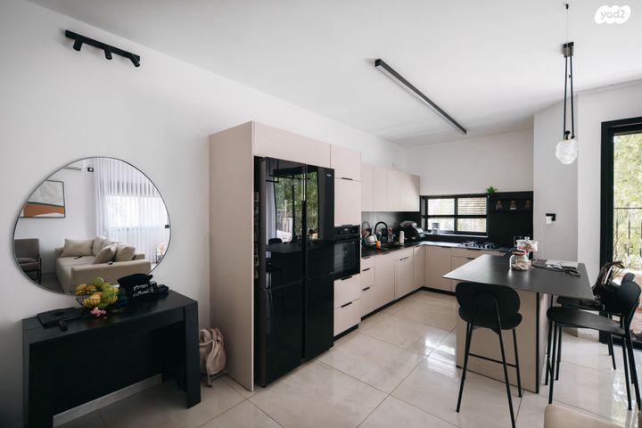 דירה, הנוטר, קרית חיים מזרחית, חיפה