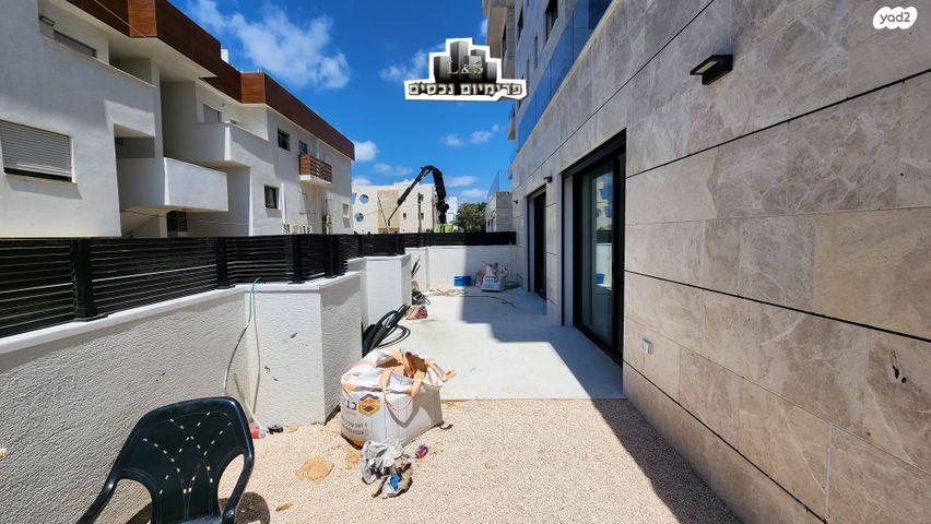 דירת גן, הנרייטה סולד, עיר, מרכז העיר, נהריה