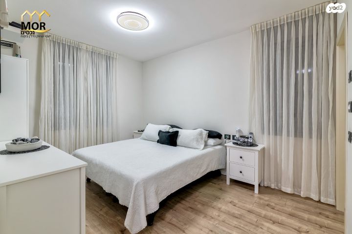 דירה, נאות שמיר, יבנה