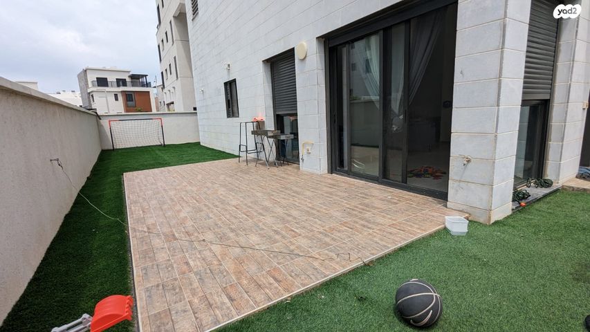 דירת גן, שדרות דוד המלך 35, אור ים, אור עקיבא