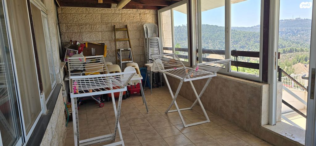 דירה, הרב יצחק חי טייב, הר נוף, ירושלים