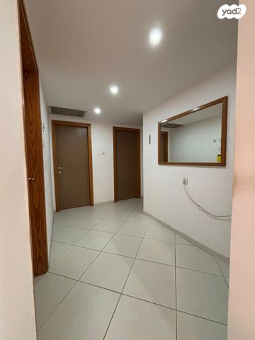 דירה, ליאו פיקרד, רמות הרכס, באר שבע