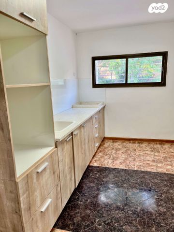 דירה, הסגליות, מעלות תרשיחא