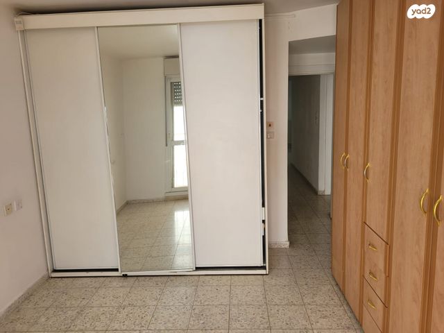 דירה, שבתאי הנגבי, גילה, ירושלים