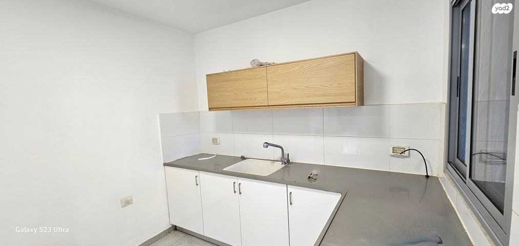 דירת גן, נתיבות