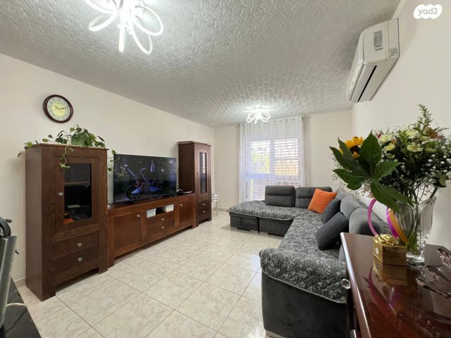 דירה, משה יוליש, נווה אלונים, אשקלון