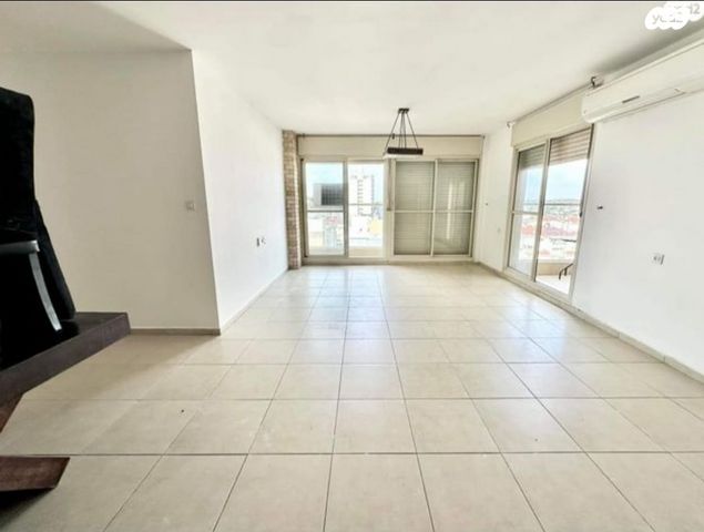 דירה, הרב מכלוף יאנה 3, משכנות זבולון, נתניה