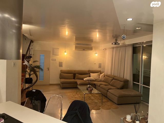 גג/ פנטהאוז, לסקוב, רמת גולדה, חיפה