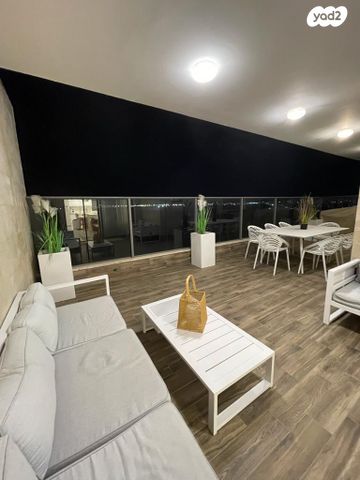 גג/ פנטהאוז, אשקלון