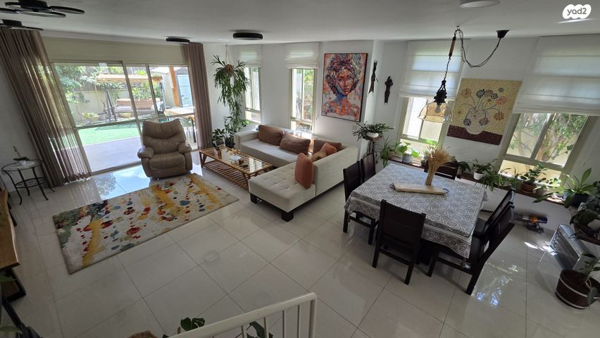 בית פרטי/ קוטג', הלן קלר 10, בר לב, מזכרת בתיה