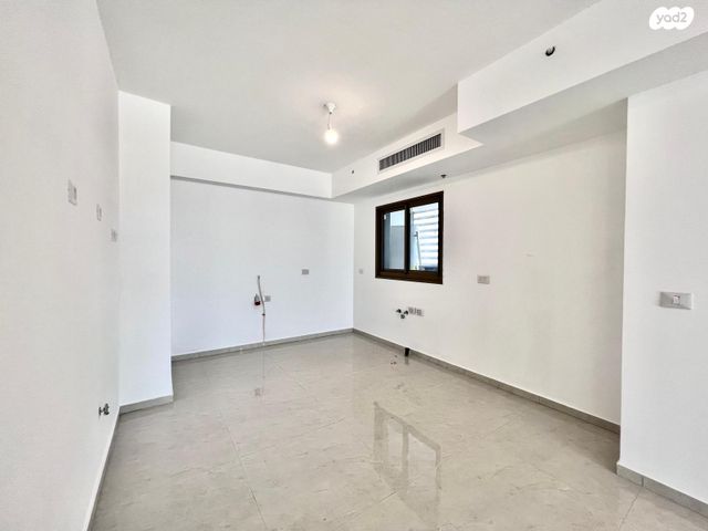 דירה, בורוכוב 3, צפון מערב מרכז העיר, נתניה