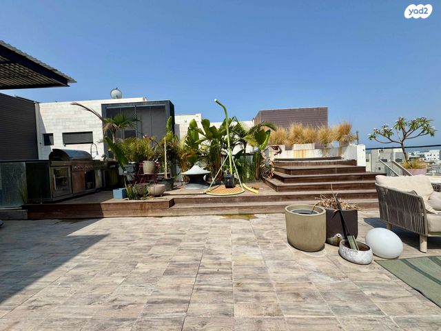 גג/ פנטהאוז, יגאל אלון, מרכז, הרצליה