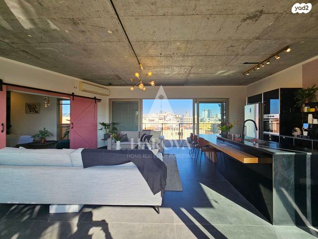 גג/ פנטהאוז, אלעזר בן עזריה, צפון יפו, המושבה האמריקאית-גרמנית, תל אביב יפו