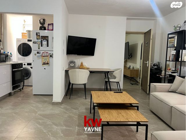 דירה, הרב בוכריס, נאות אשכול, יבנה