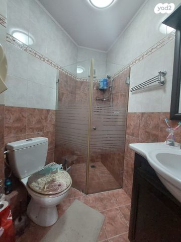 דירה, נירים, גני אביב, לוד