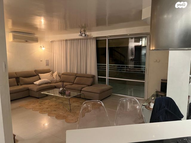 גג/ פנטהאוז, לסקוב, רמת גולדה, חיפה