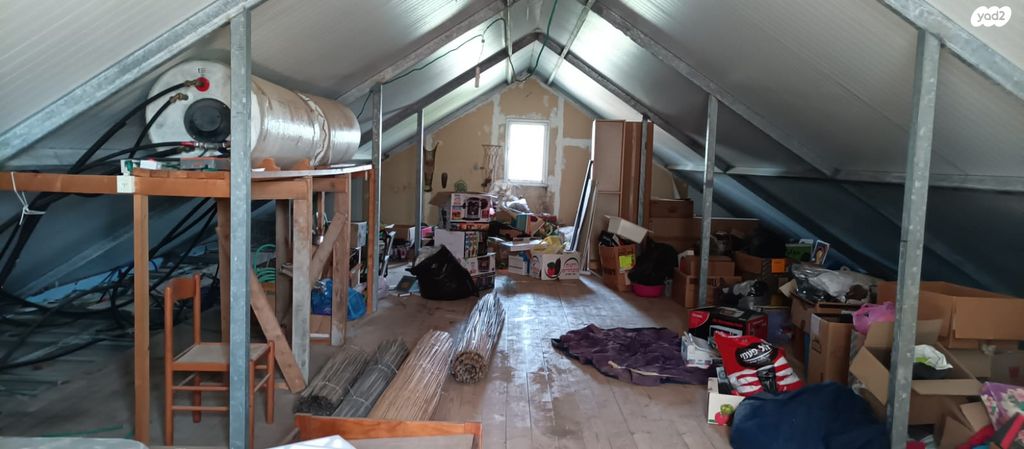 משק חקלאי/ נחלה, מגדל עדר, בת עין, בת עין