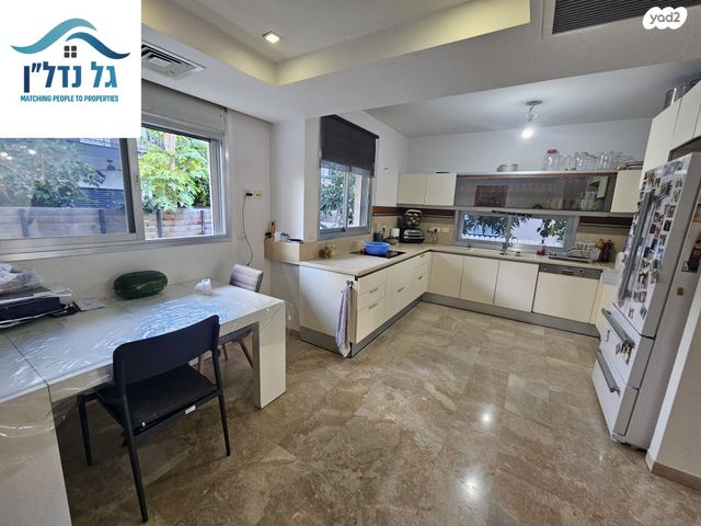 דו משפחתי, שכונת הותיקים, רמת גן