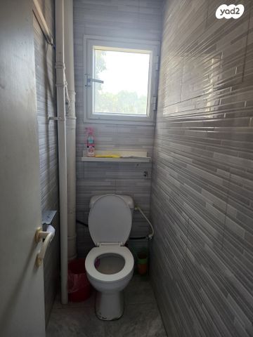 דירה, השקדים, מרכז העיר, סביניה, הוותיקה, קרית ביאליק