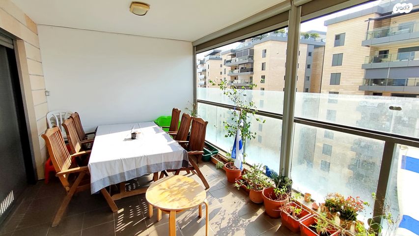 דירה, יפה נוף, כפר יונה