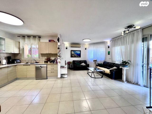 בית פרטי/ קוטג', עמק חפר, צפון מזרח מרכז העיר, נתניה