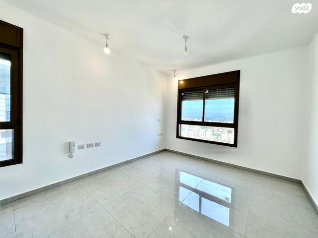 דירה, בורוכוב 3, צפון מערב מרכז העיר, נתניה