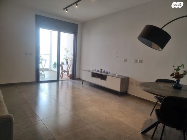 דירה, האחים טרבס, ד' / מערב מרכז העיר, רחובות