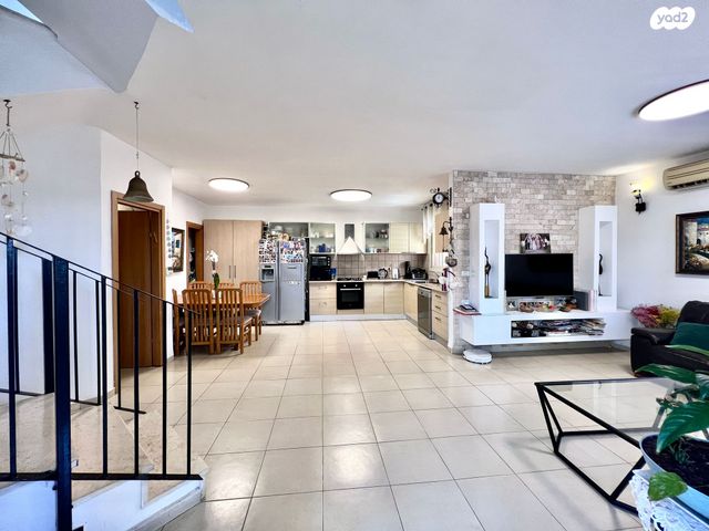 בית פרטי/ קוטג', עמק חפר, צפון מזרח מרכז העיר, נתניה