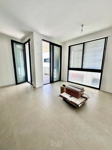 דירה למכירה בתל אביב יפו (תיווך) — 2