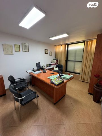 מאיר בר אילן 26