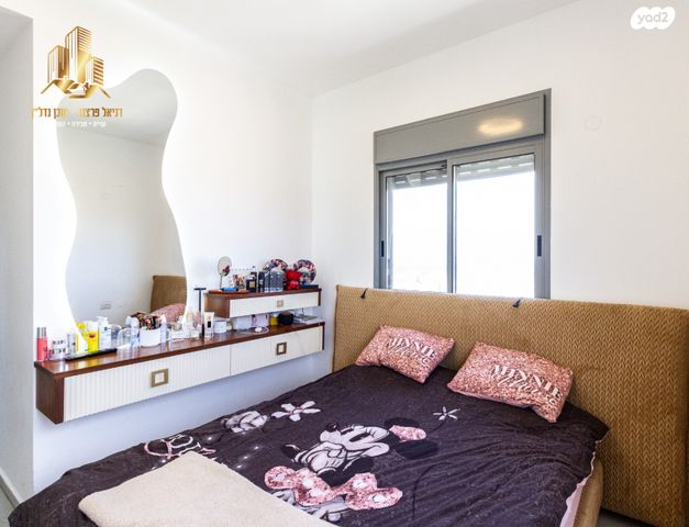 גג/ פנטהאוז, אריק איינשטיין, הכרם ג', עכו