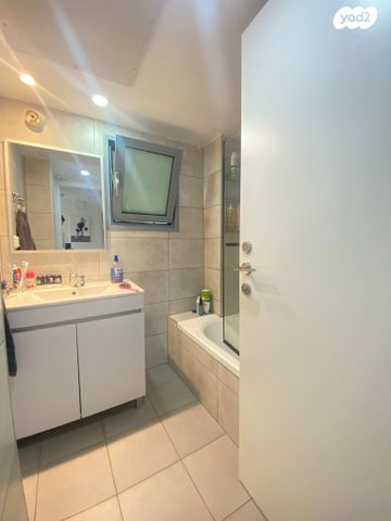 דירה, משה לוי, נאות שמיר, רמלה