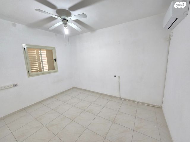 ישראל גלילי 9