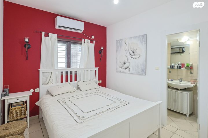 דירה, הוד השרון