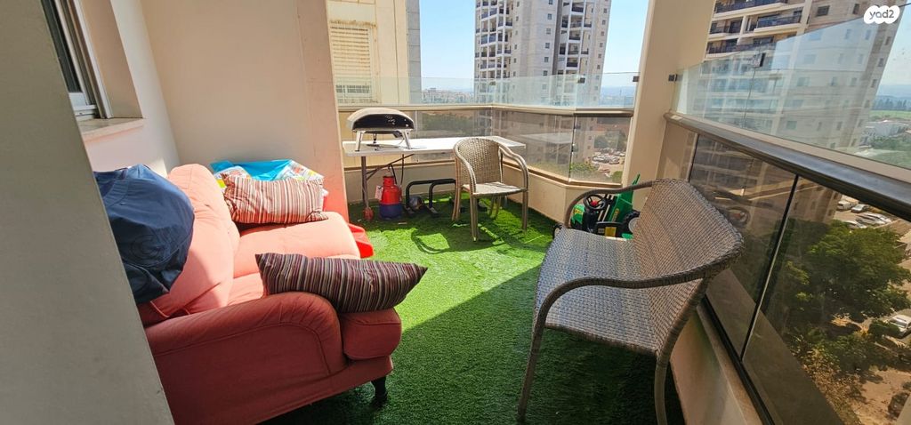 דירה, מתחם 200, הוד השרון