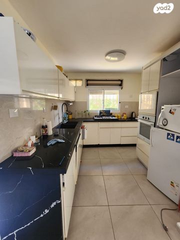 בית פרטי/ קוטג', ברנהרד והרמן צונדק, רמות, באר שבע