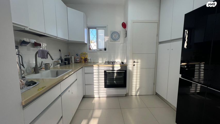 דירה, הגפן, ניצנה, בת ים