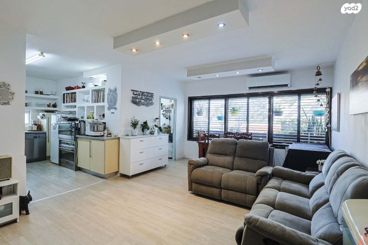 דירה, הוד השרון