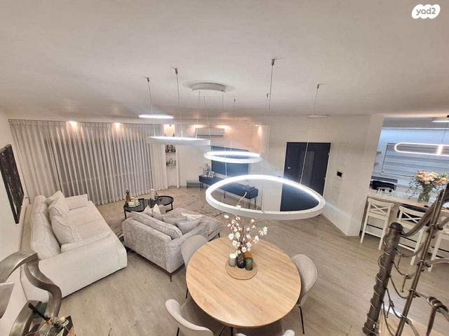 בית פרטי/ קוטג', אלמוג 4, נווה נוי, באר שבע