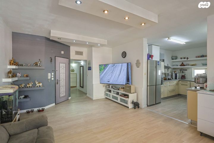 דירה, הוד השרון