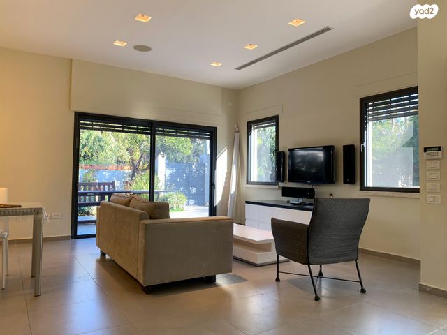 בית פרטי/ קוטג', הרצליה