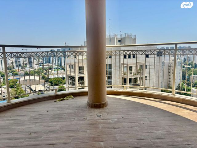 דירה, גבעת שמואל