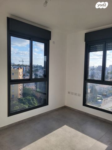 דירה, דרך זאב ז'בוטינסקי 10, לב המושבה / מרכז העיר, פתח תקווה