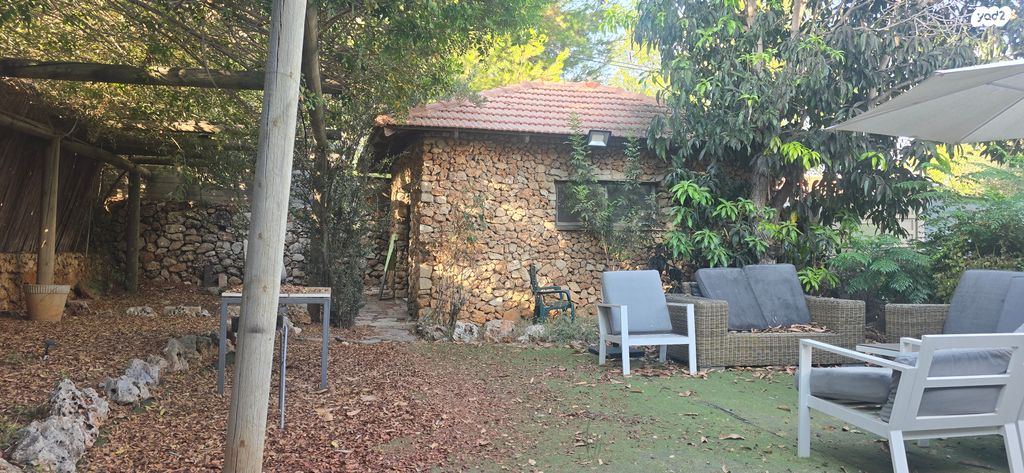 בית פרטי/ קוטג', הגדודים 1, נווה מגן, רמת השרון