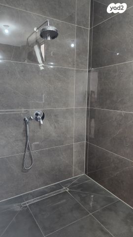 דירה, אור ים, אור עקיבא