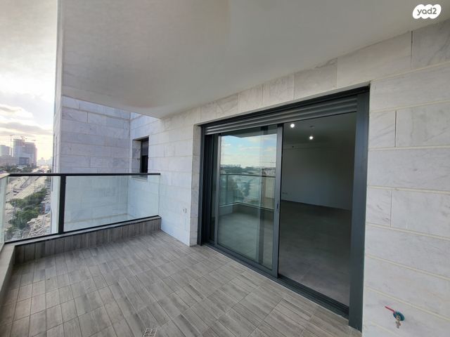 דירה, דרך זאב ז'בוטינסקי 10, לב המושבה / מרכז העיר, פתח תקווה