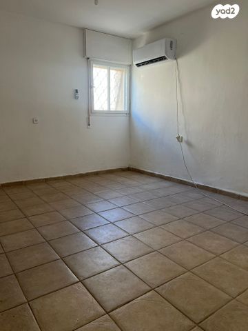 דירה, קרית ים