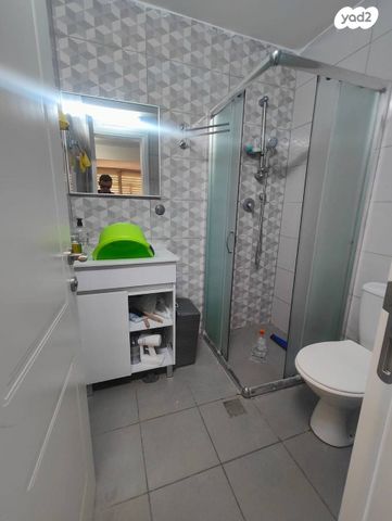 דירה, יגור 22, נווה פז, חיפה