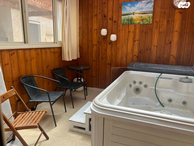 בית פרטי/ קוטג', בוסתן הגליל, בוסתן הגליל